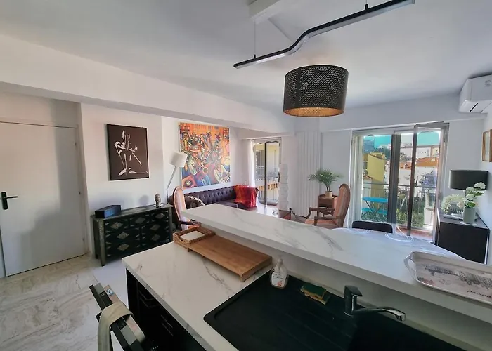 69m2, Balcon Vue Mer, 2 Salles De Bain Διαμέρισμα Κάννες