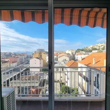 公寓 69m2, Balcon Vue Mer, 2 Salles De Bain 戛纳