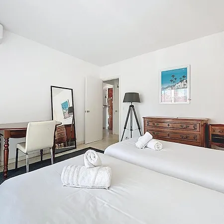 公寓 69m2, Balcon Vue Mer, 2 Salles De Bain 戛纳