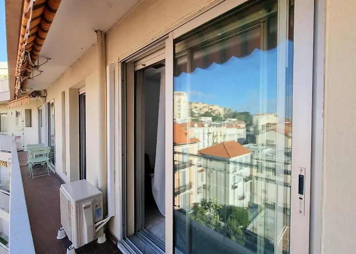 69m2, Balcon Vue Mer, 2 Salles De Bain Apartment Cannes