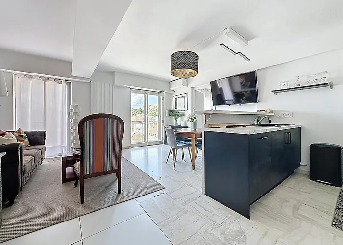 69m2, Balcon Vue Mer, 2 Salles De Bain Cannes